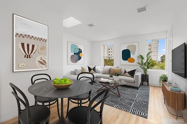 251 Vanbrunt Street #3