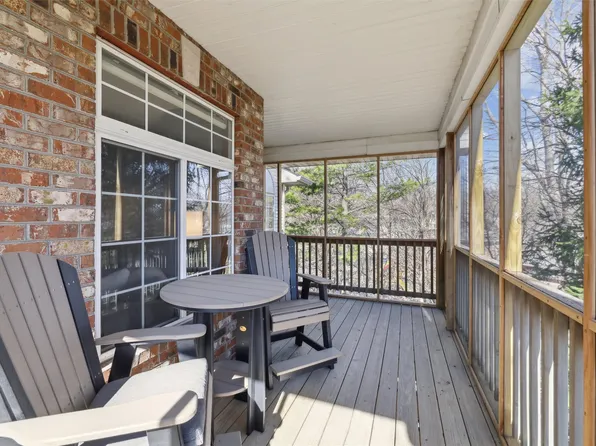 2547 Patricia Dr, Urbandale, IA 50322