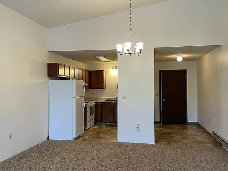 422 N Main St #207 — Photo 1