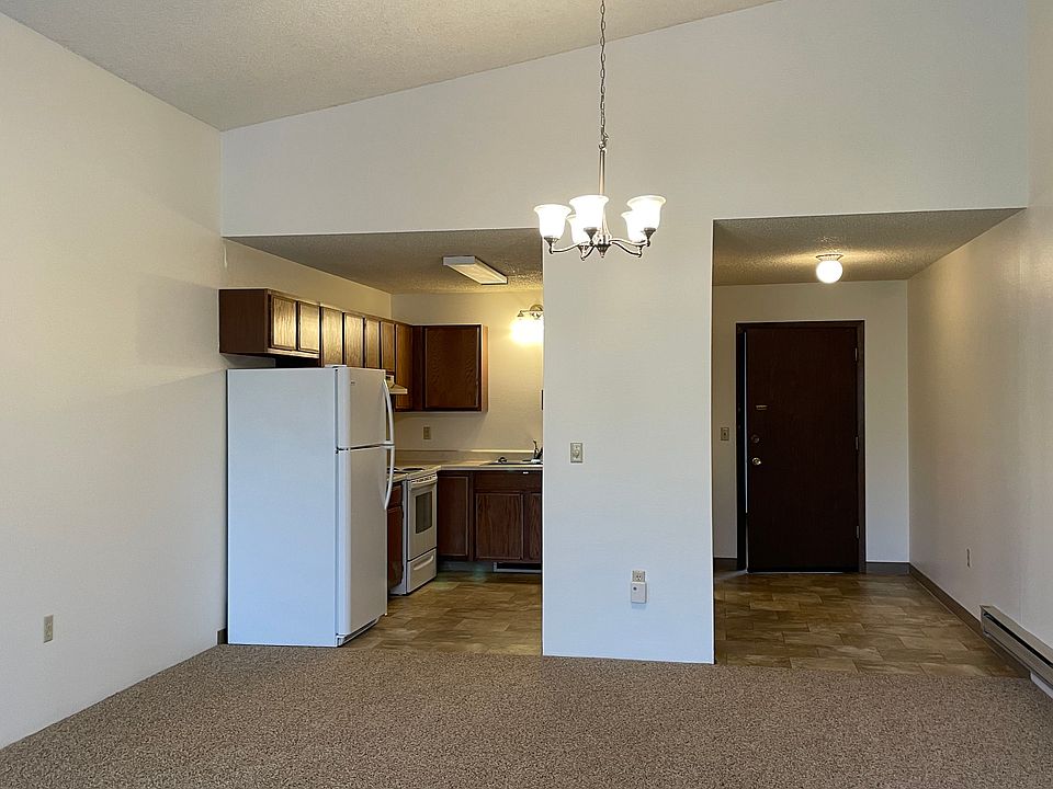 1st image of 422 N Main St #207