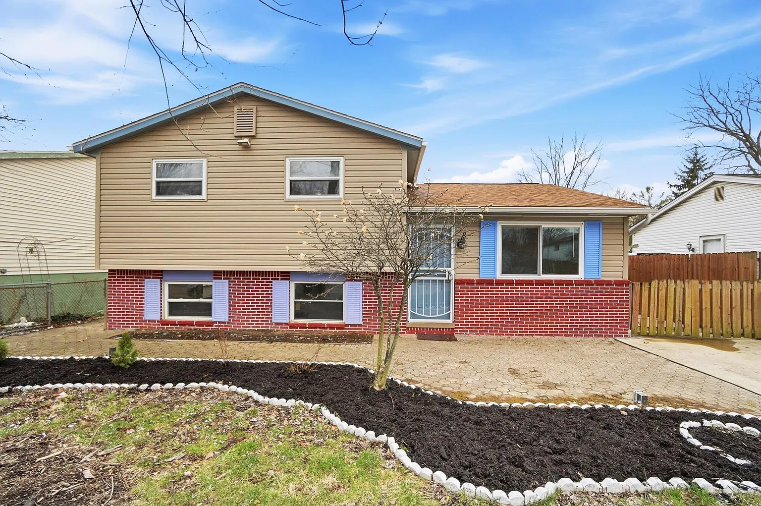 3309 Parklane Ave photo 1