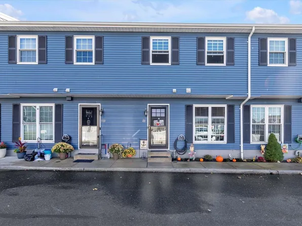 116 Westend Avenue #24, Freeport, NY 11520