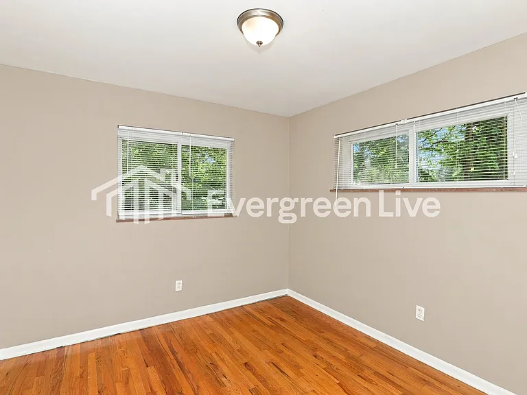 5263 Willnet Dr — Photo 8