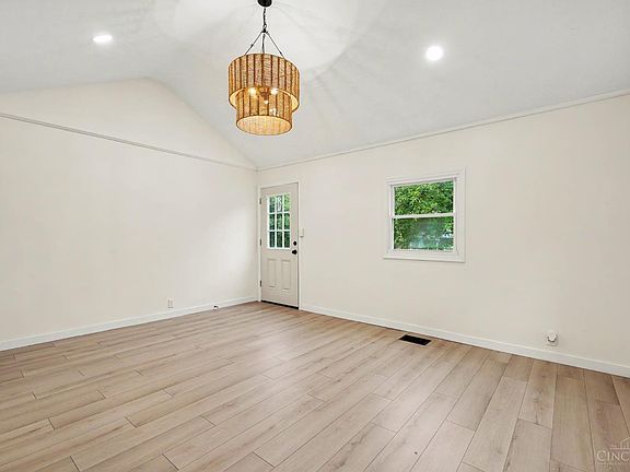 3rd image of 6507 Britton Ave