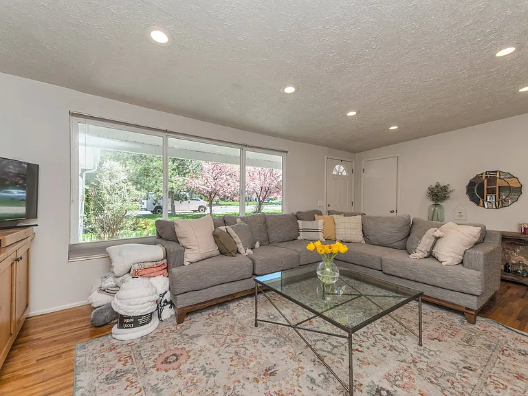 3314 S Terrace View Dr — Photo 4