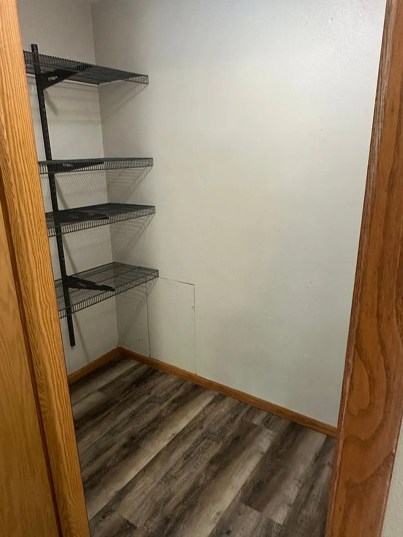 One Bedroom — Photo 4