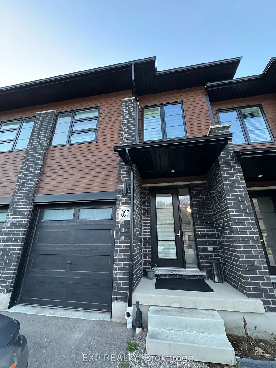 Building Photo - 897 Robert Ferrie Dr