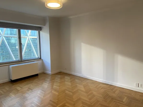 301 West 57th Street image 19 of 33