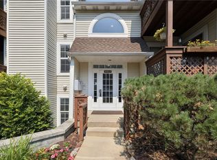 1448 Cedarwood Dr APT A2, Westlake, OH