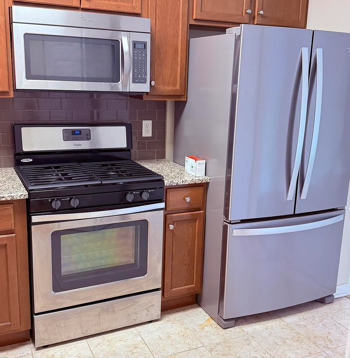 2 bed, 1138 sqft, $2,400 — Photo 2