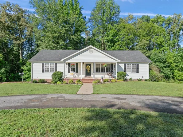 731 Lake Forest Dr, Smiths Grove, KY 42171