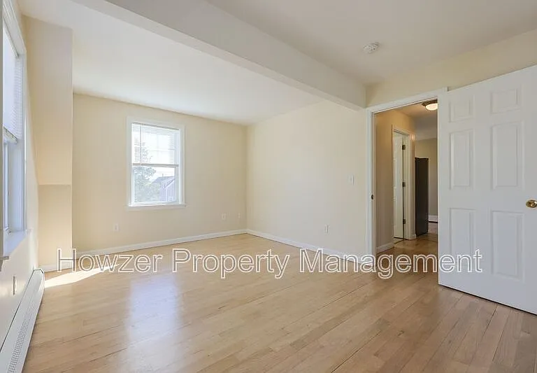91 Louis St — Photo 6