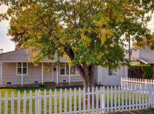 2106 Bluebird Ln, Sacramento, CA 95821