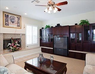 5th image of 2016 Glenview Dr