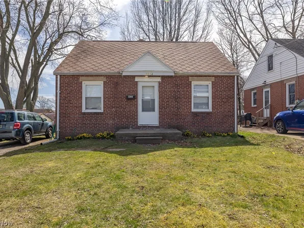 1034 Reed Ave, Akron, OH 44306