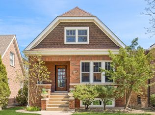 7233 N Claremont Ave, Chicago, IL 60645