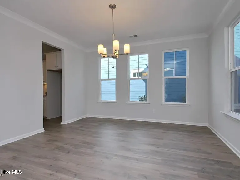 9103 Devaun Park Blvd — Photo 6