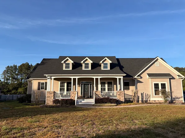 26806 Three Notch Rd, Mechanicsville, MD 20659