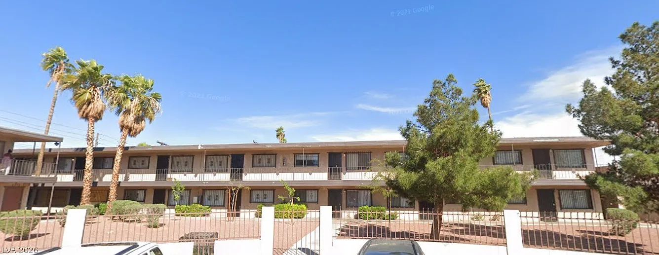 1 bed, 1.0 bath, 480 sqft, $750 — Photo 1