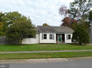 26 Havertown Rd, Newark, DE 19713
