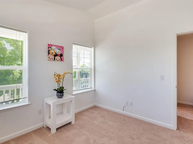 4045 Arthur Ashe Cir — Photo 13