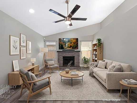 4th image of 8139 Traver Ct