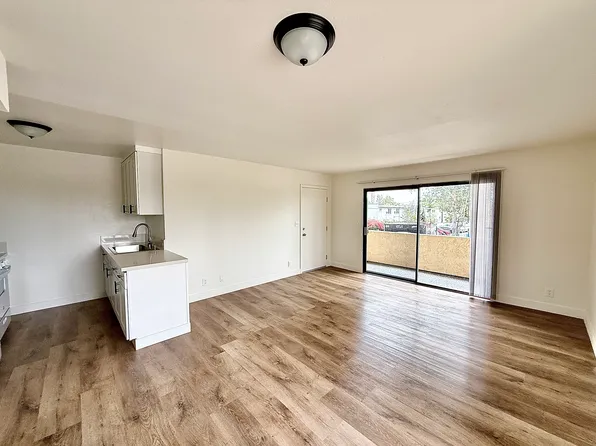 12521 Saticoy St APT 4, North Hollywood, CA 91605