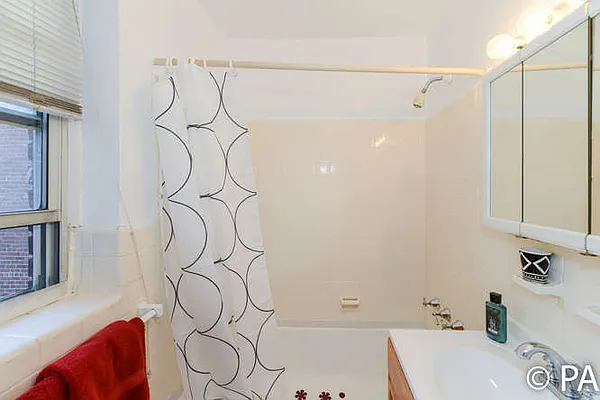 Sold by Benjamin Realty Since 1980 | media 29