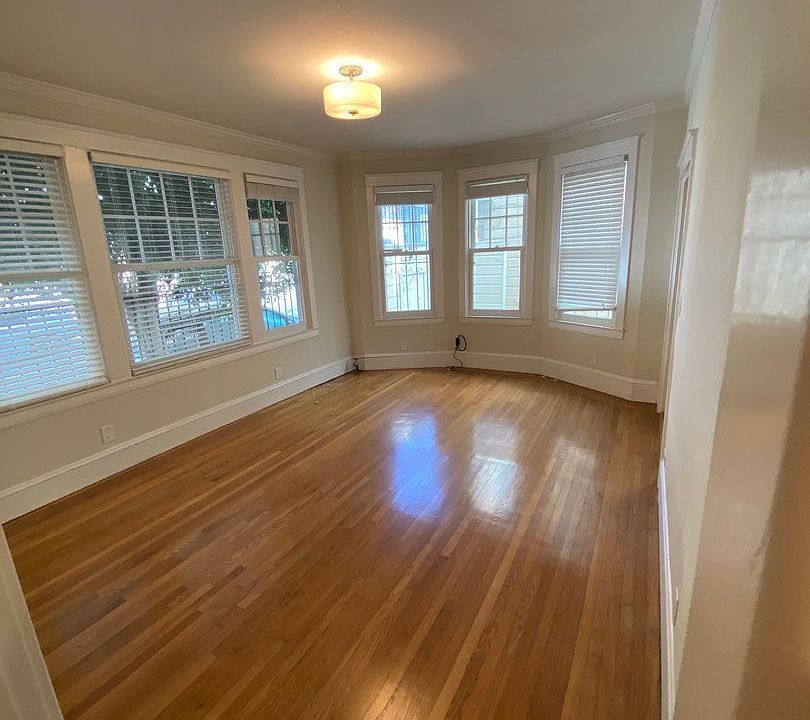 1st image of 550 14th St APT 105