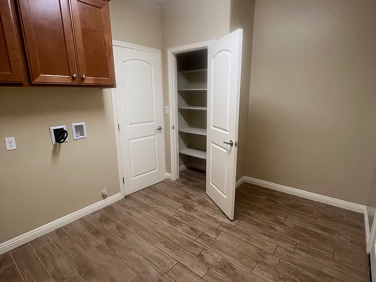 14854 Citrus Tree Ct — Photo 17