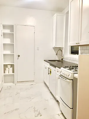 Rented by Compass | media 13