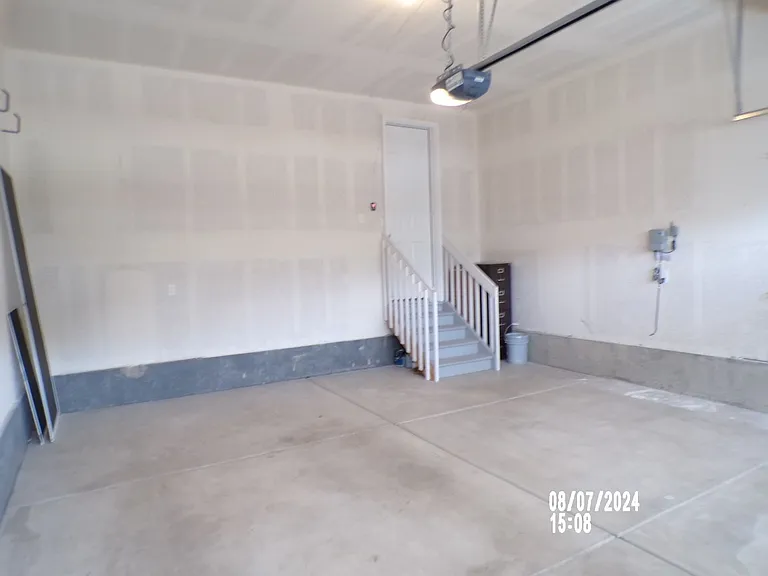 979 Oleander St — Photo 35