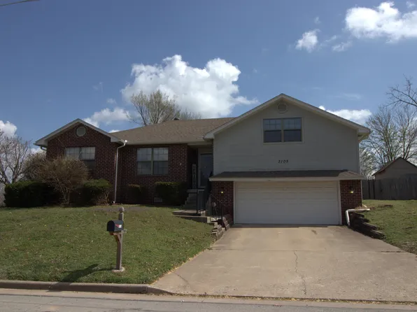 3105 S Moffet Avenue, Joplin, MO 64804