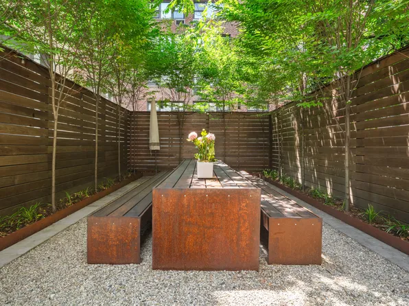 310 East 51st Street image 9 of 16