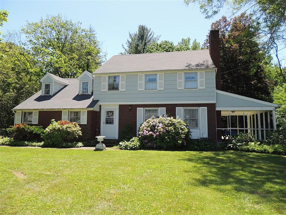 1st image of 122 Wisconsin Dr