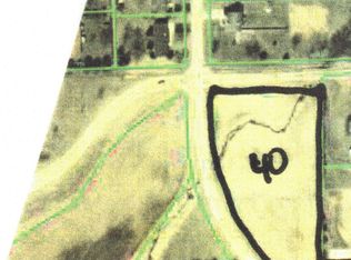 40 Fairview Ave, Freeport, IL 61032