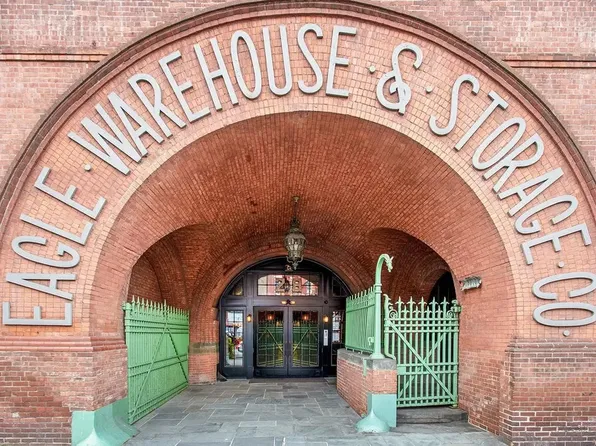 28 Old Fulton Street image 17 of 20