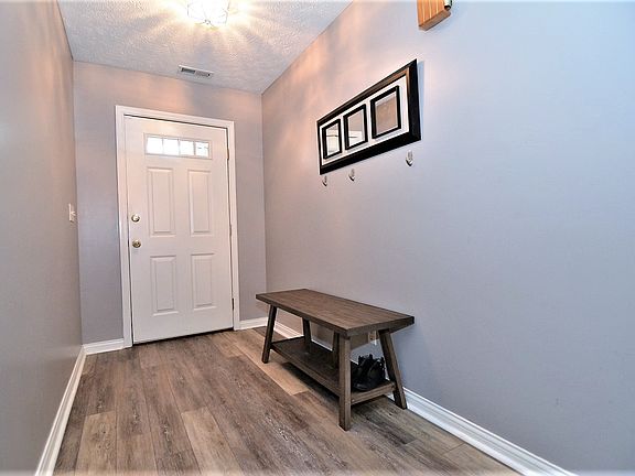 2nd image of 2800 Timber Park Dr