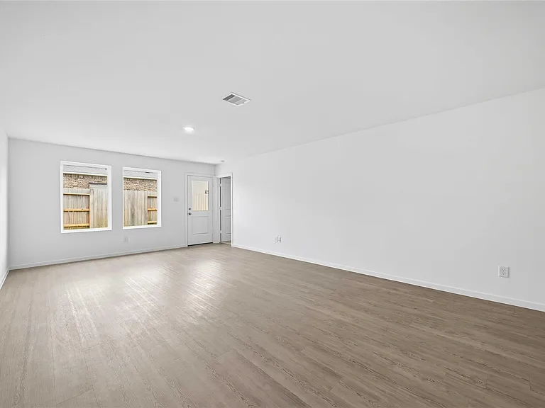 16842 Spotted Oak Dr — Photo 21
