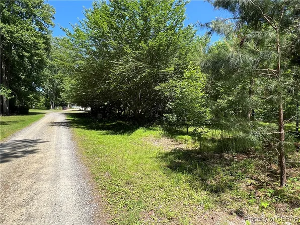 Groom Dr Lot 5, Saluda, VA 23149