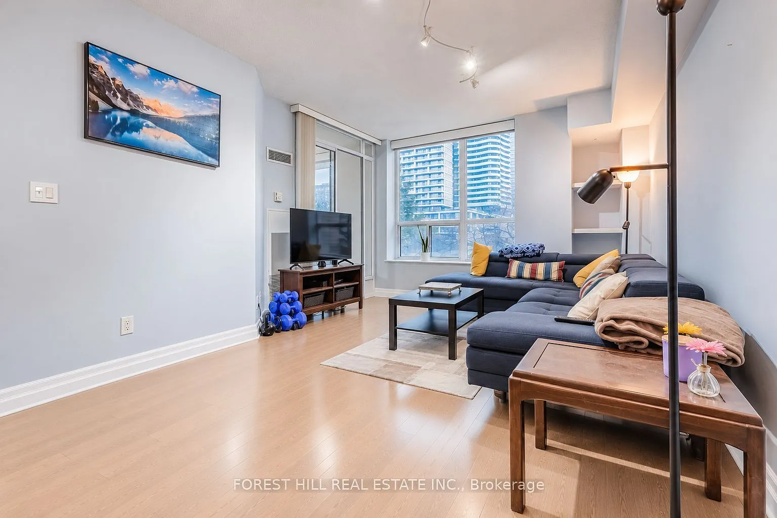 2 bed, $2,800 — Photo 3