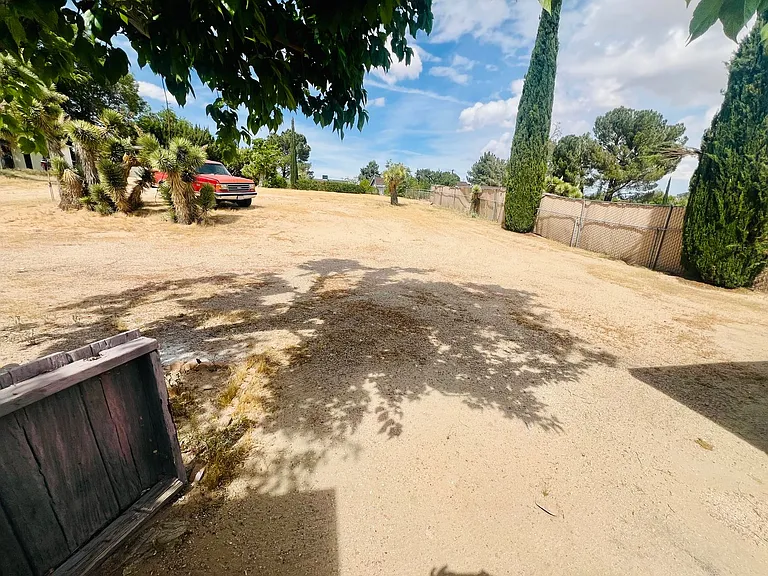 18332 Orange St — Photo 35