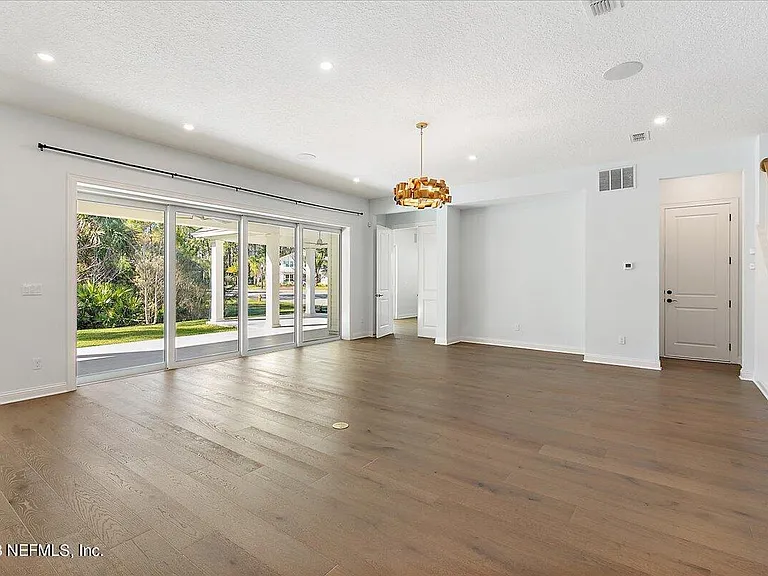 133 Cross Branch Dr — Photo 9