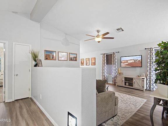 4th image of 15016 W VENTURA Street
