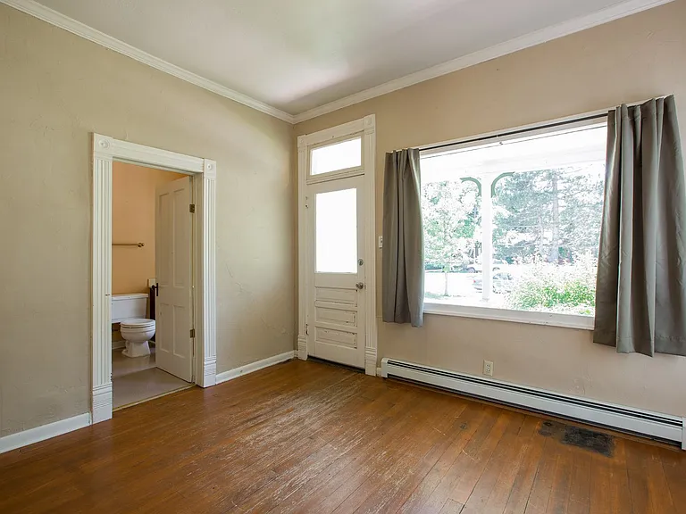 504 W Mountain Ave — Photo 12