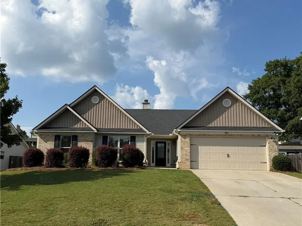 624 River Mist Cir, Jefferson, GA 30549