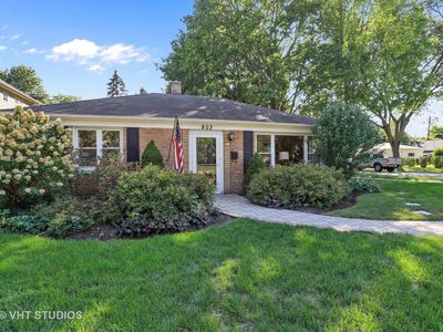 803 E Glendale Rd, Libertyville, IL, 60048