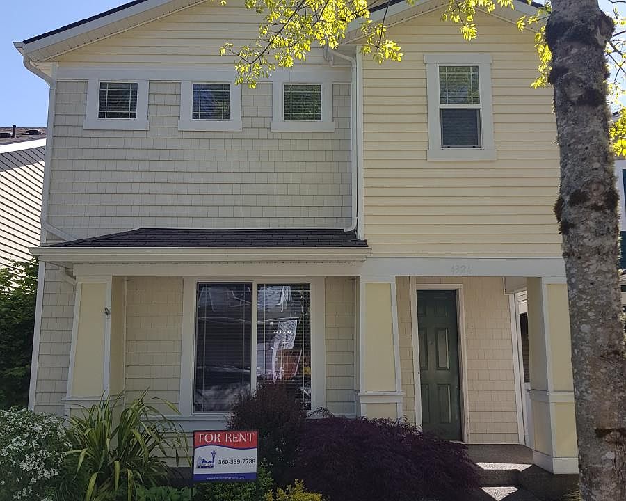 1st image of 4324 Freemont St NE