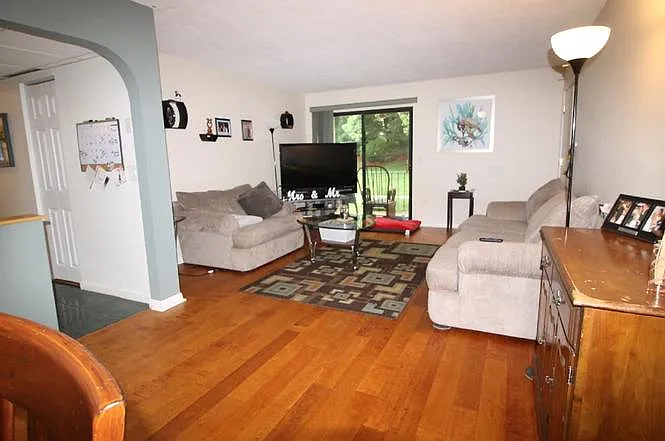 59 School St #B-15 — Photo 7