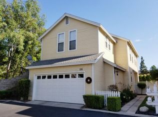 116 Honeysuckle Ln, Brea, CA 92821